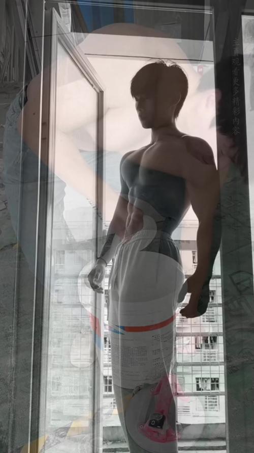 初中体育生腹肌,初中体育生腹肌照片
